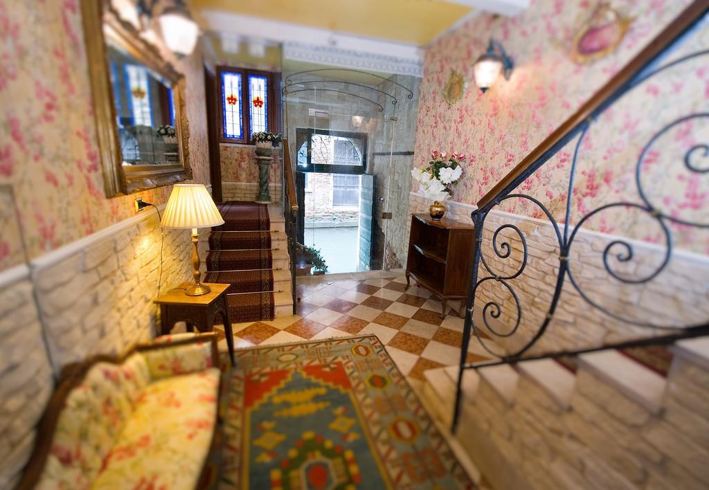 Locanda Antico Fiore Venice Exterior photo
